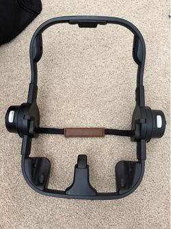 Nuna Pipa Infant car seat adapter for UppaBaby strollers