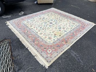 Vintage Floral Area Rug 80” x 93”