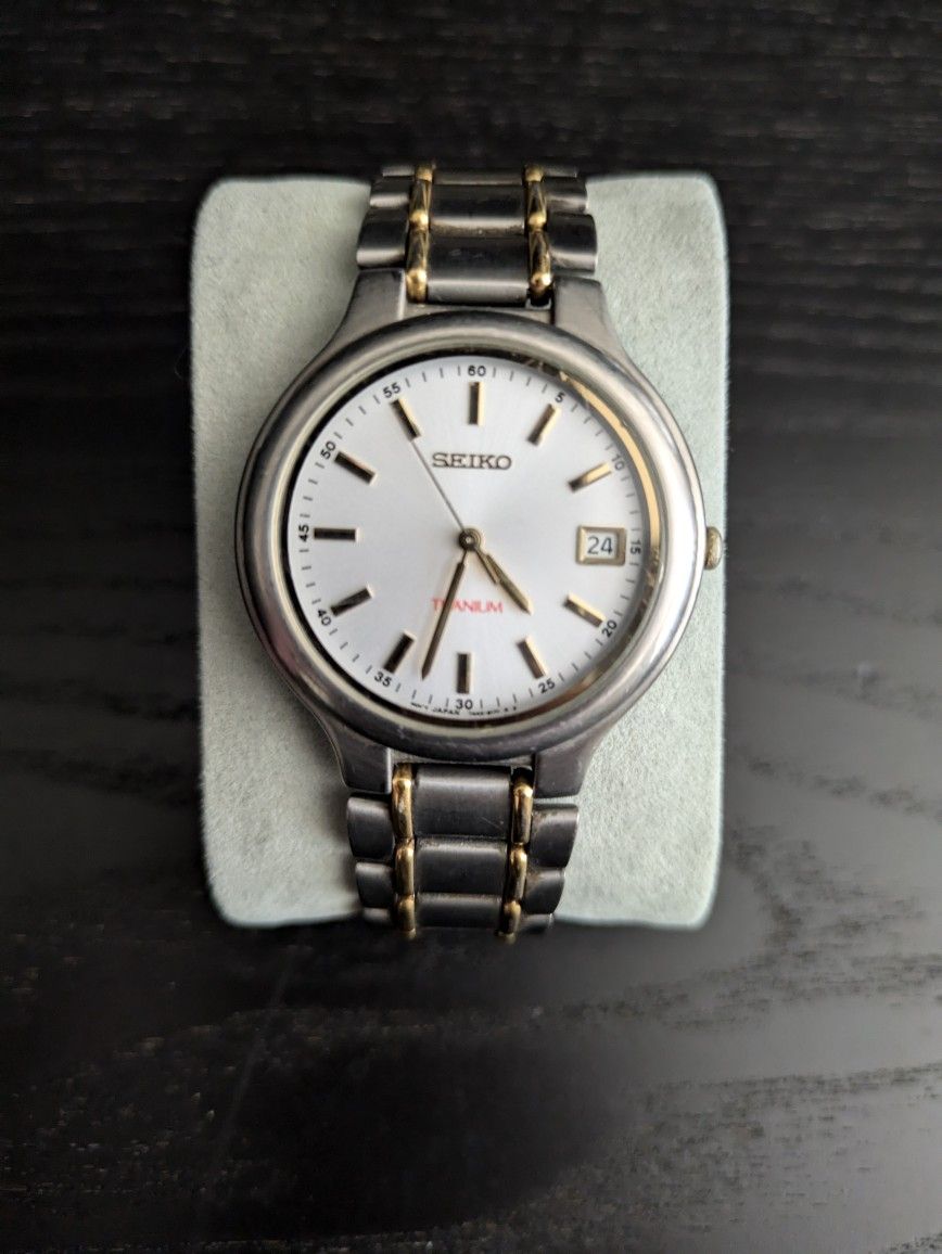 Rare Vintage Titanium Seiko Watch