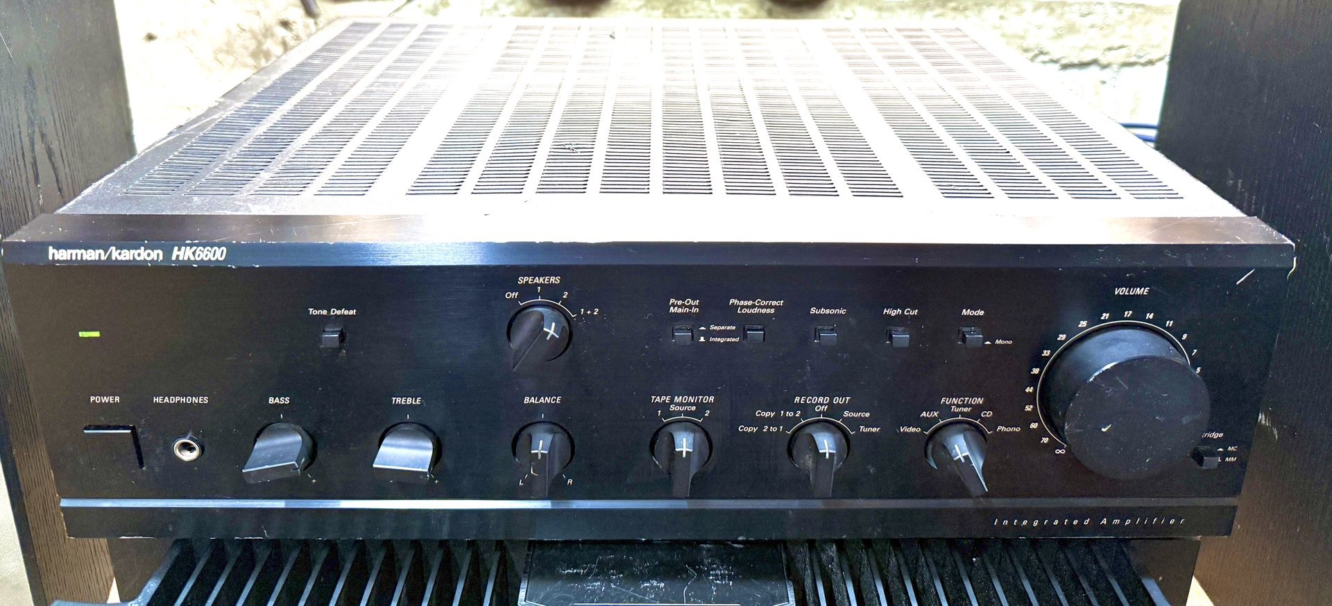 Harman Kardon HK6600 Integrated Amplifier/Preamp