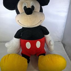 Plush Disney Mickey Mouse   “