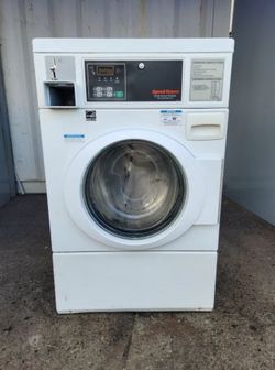 Refurbished Speed Queen SFNBCFSG112TW01 Front Load Washer