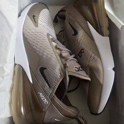 Nike Air Max 270