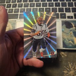 Logan Wilson Football card 