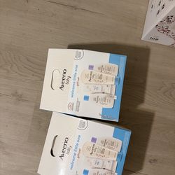 Aveeno baby gift set