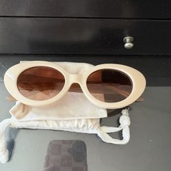 Dezi Sunglasses 