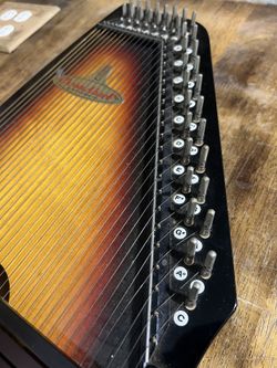 Chromaharp Autoharp by Rhythm Band Inc.