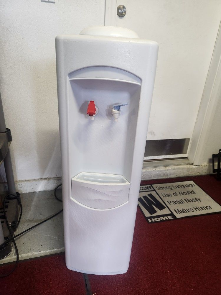 Water Dispenser ~ Top Load