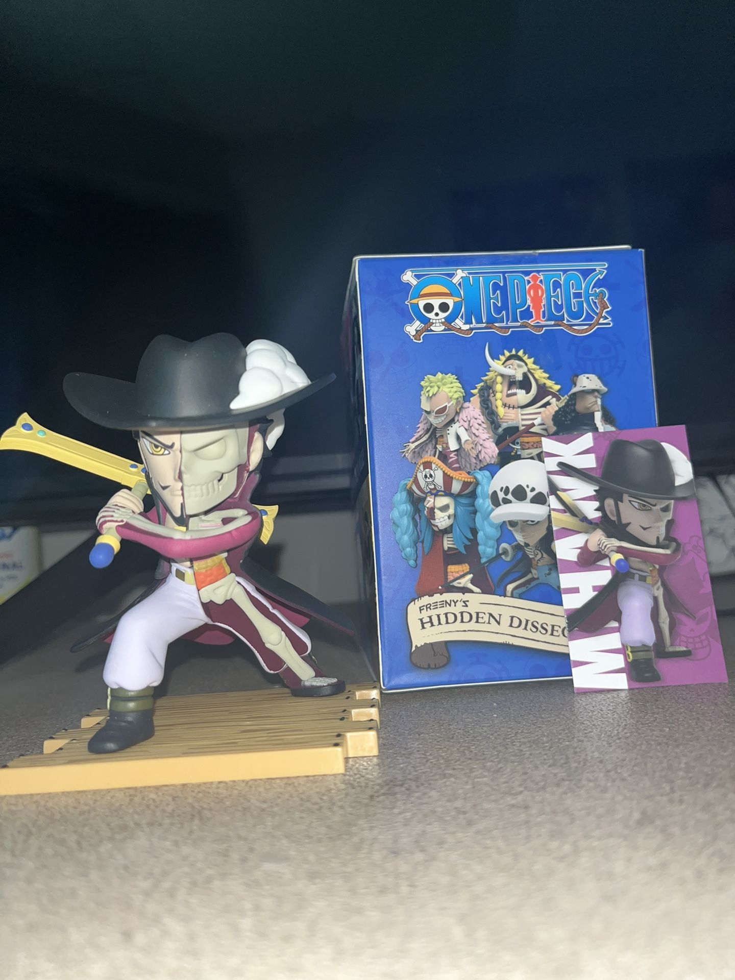 Dracule Mihawk One Piece Dissectible Figure | Series Four