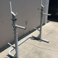 Squat Rack And Bench Press For Weights 