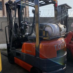 Toyota Forklift For Sale CHEAP 