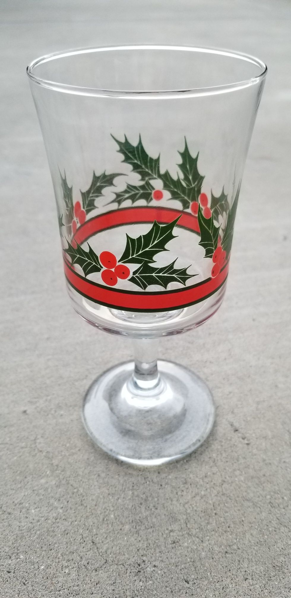 VINTAGE Christmas Glasses