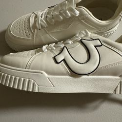 Tenis Shoes 