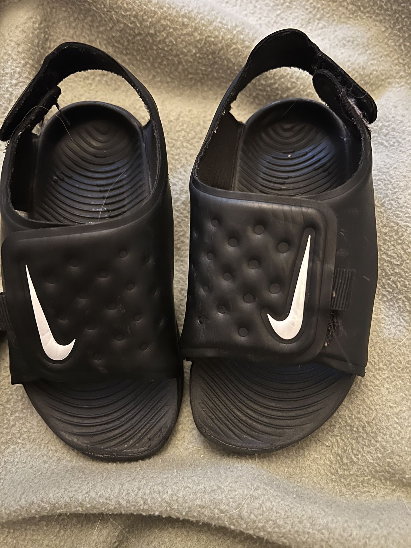 Nike Kids Sandals Size 8C