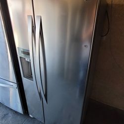 Kenmore 33" Wide Apartment Size Stainless Steel Side By Side Refrigerator 