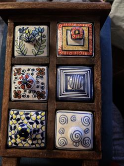 Unique Miniature Trinket Chest