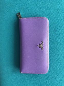 Prada wallet (purple)