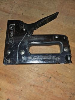 Staple guns