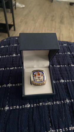 MLB 2022 World Series ring size 10 costumized “Escobedo” on the side