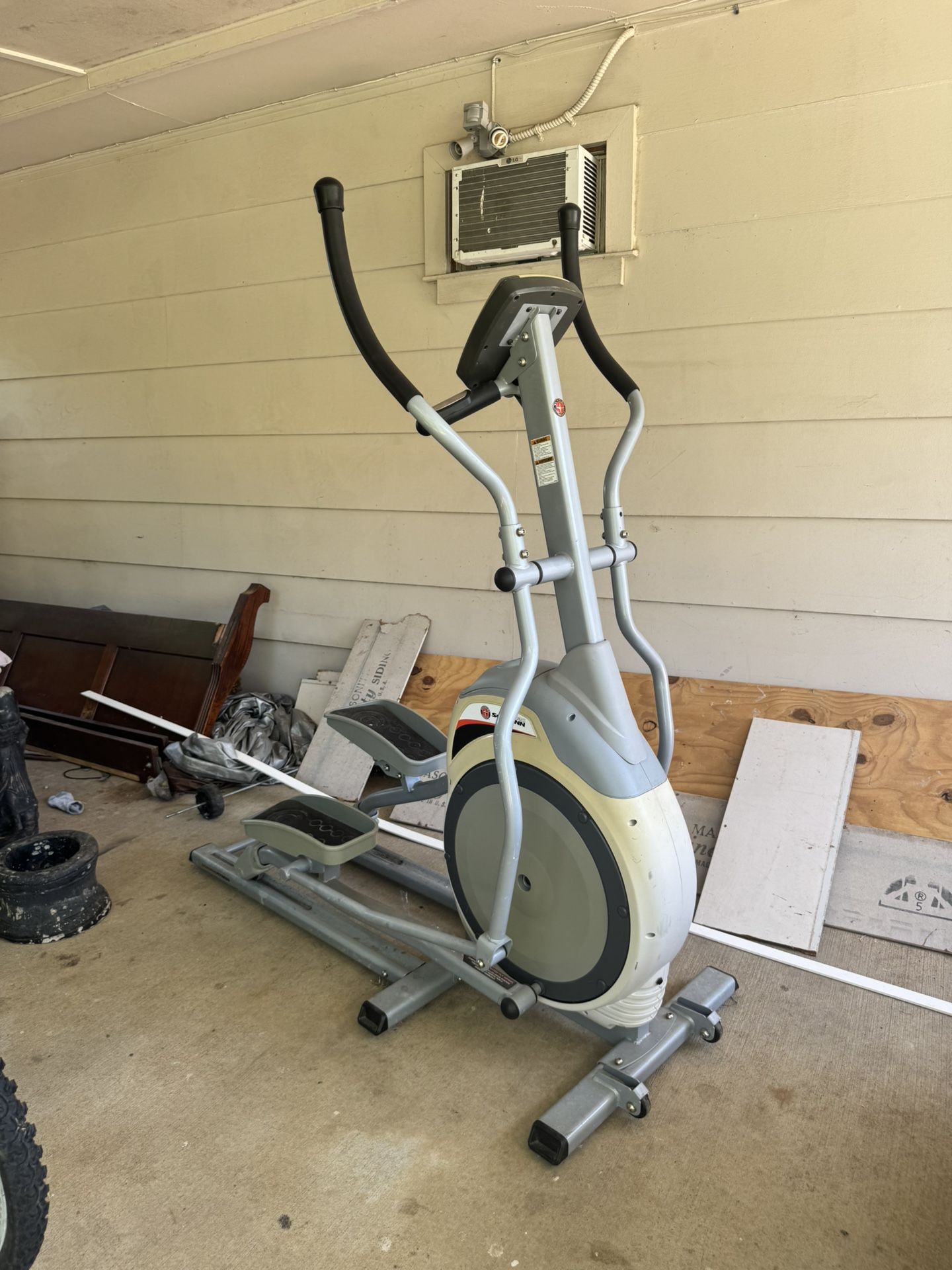 Exercise Machine Elliptical