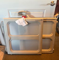 Baby/pet gate