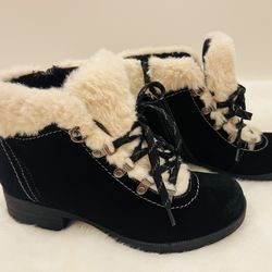 New! So cute Earth Origins Faux Fur Lace-Up Boots Rada Black Suede. Size - 9