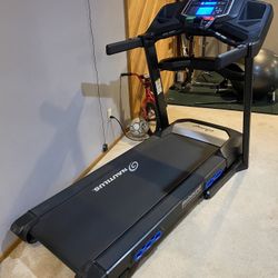 Nautilus T618 Treadmill 