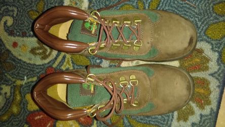 Size 4 Timberland beef and broccoli