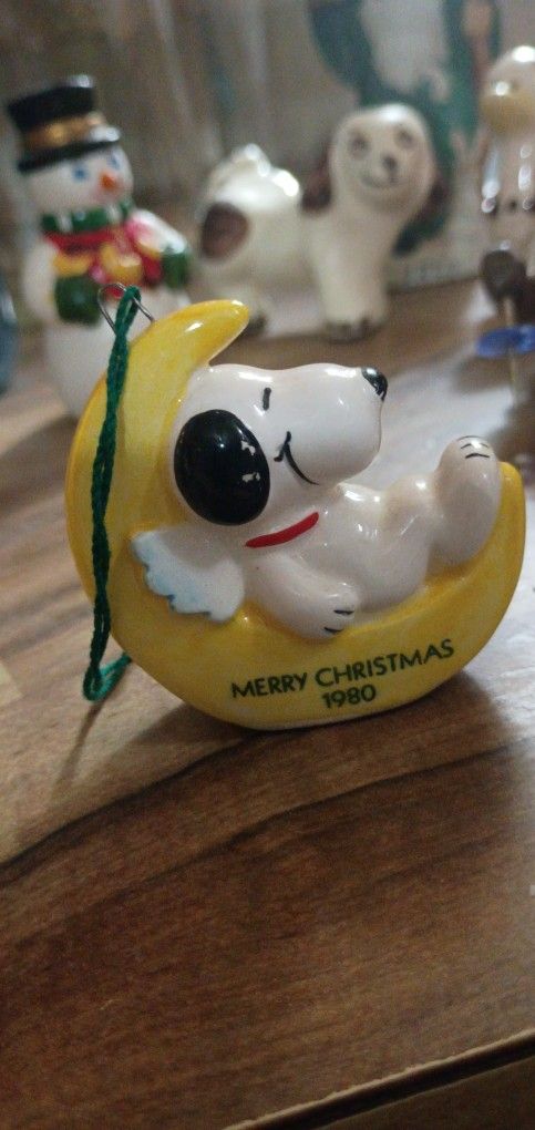 Vintage 1980 Peanuts Snoopy Sleeping on Moon Ceramic Christmas Ornament