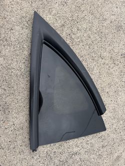 2026 Tesla Model Y Juniper Left Quarter Glass