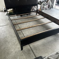 Cali King Headboard And Frame 