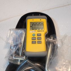 UEi Test Instruments EM201B Dual Input Differential Manometer