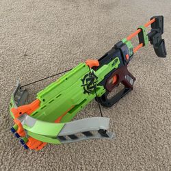 Nerf Zombie Strike Crossfire Bow Blaster