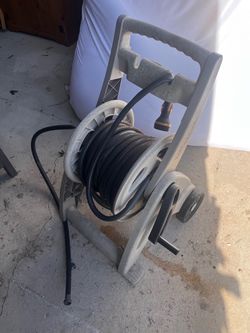 Suncast Hose Mobile with Garden Hose