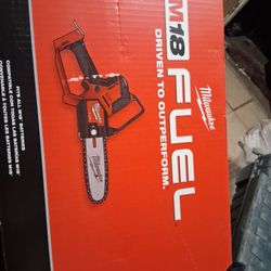 Milwawkee 8 In Purning Sawv