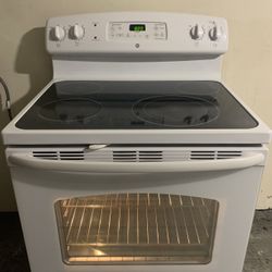 GE Electric Stove