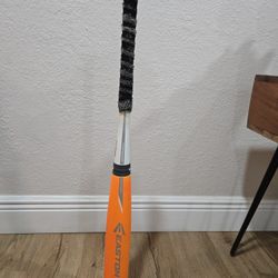 Easton Mako 28/11 USSSA Bat