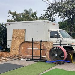 Ford Box Truck Econolone 1976