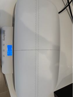 Baby or pet  weighing scale