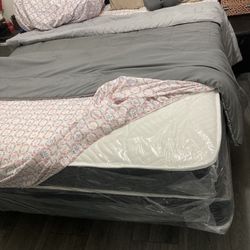 Queen Size Mattress And Box spring 