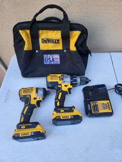 DEWALT  XR 2-Tool 20-Volt Max Brushless Power Tool Combo Kit 

