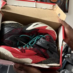 Men’s Shoes