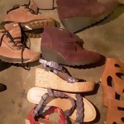 Womens Shoes Sizes 6 To 10.  In Tote