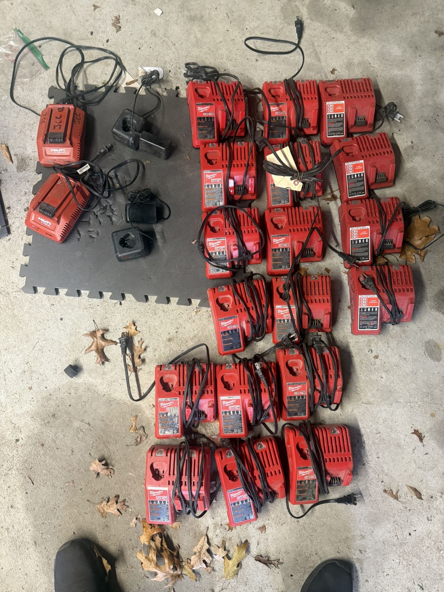 Milwaukee Hilti Bosch Battery Chargers 