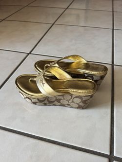 Coach Vintage Women’s Sandal with Wedge Size 5 
