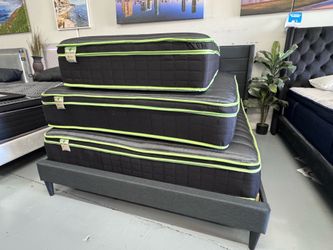 Queen Pillow Top Mattress