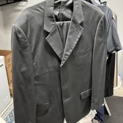 Men’s Suits 