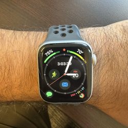 Apple Watch Series 4 44mm 