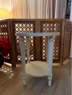 Round Off-White Wooden Side Table