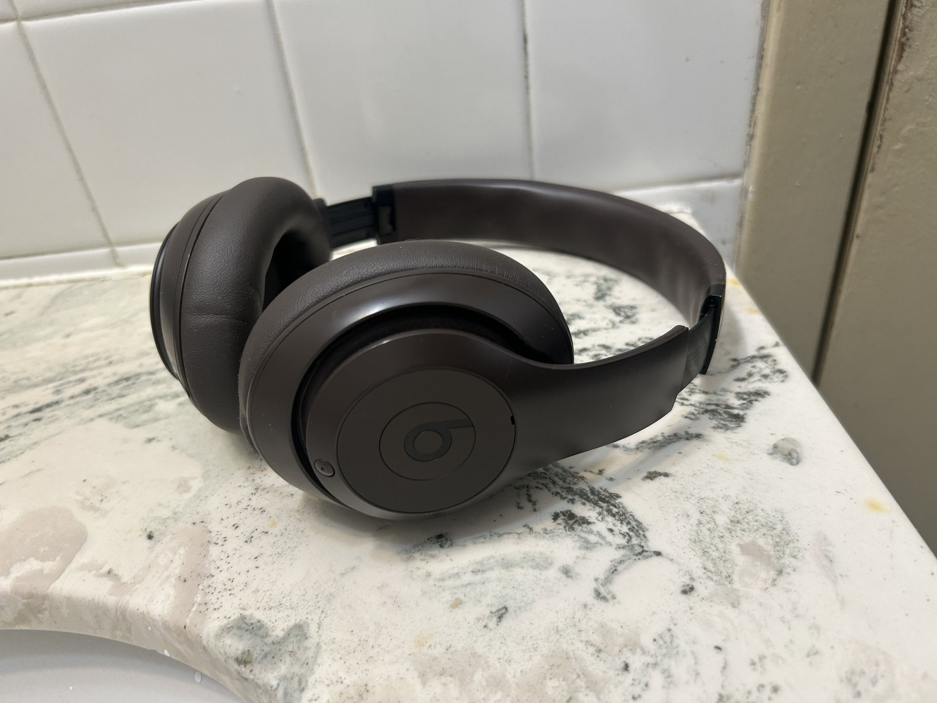 Beats Studio Pro 